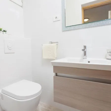 Maras 아파트 마카르스카